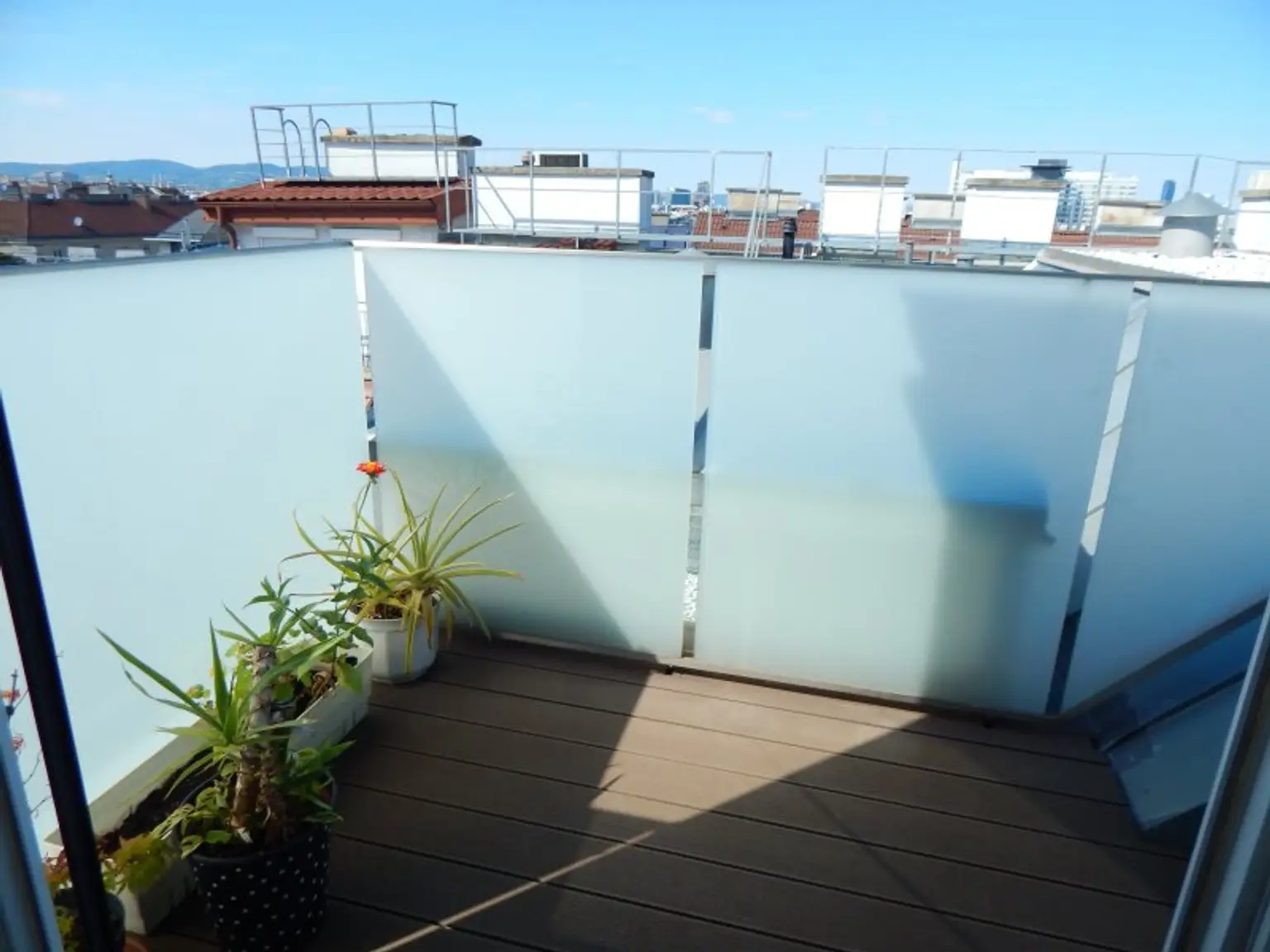 Wohntraum helle und ruhige Dachterrassenwohnung mit Fernsicht