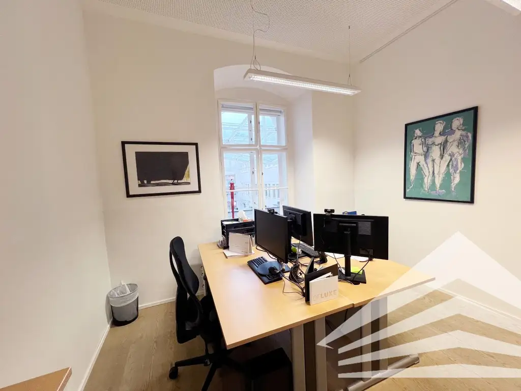 70m² Büro mit Balkon in bester Lage zu vermieten!