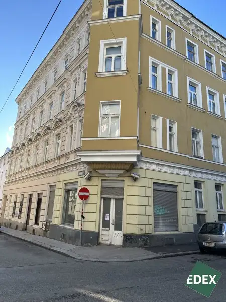 Großes Souterrain mit Erdgeschossfläche