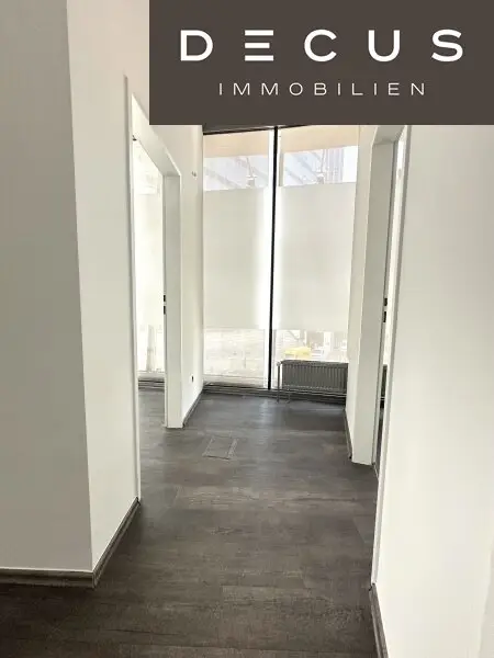 + + + DC-BOX | gekühlte Büro- oder Geschäftsfläche an der U1 + + + DONAU CITY + + +