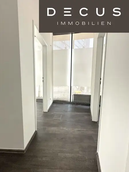 + + + DC-BOX | gekühlte Büro- oder Geschäftsfläche an der U1 + + + DONAU CITY + + +