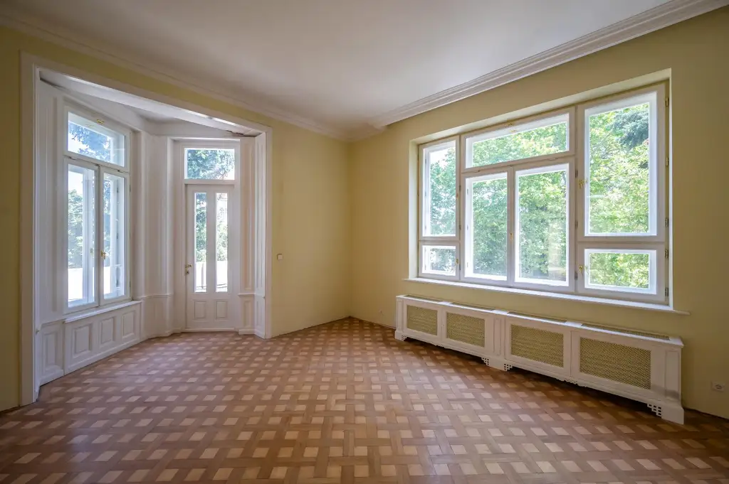 Rarität: Stadt-Villa mit weitläufigem Garten an exklusiver Hietzinger Adresse