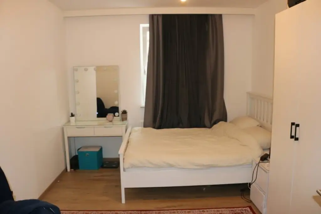 4-Zimmer-Wohnung in der Amraser Straße - optional mit 2 verschließbaren Autoabstellplätzen