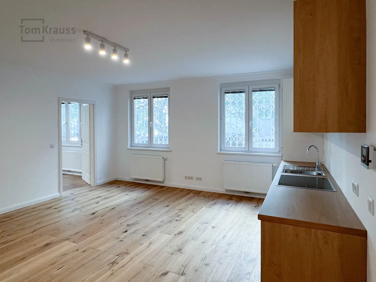 Wohnzimmer mit Küche