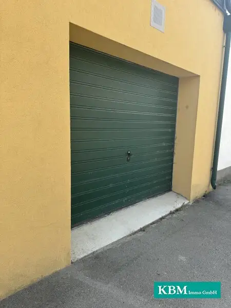 Zweifamilienhaus mit 2 getrennten Wohneinheiten in ruhiger Lage steht zum Verkauf!