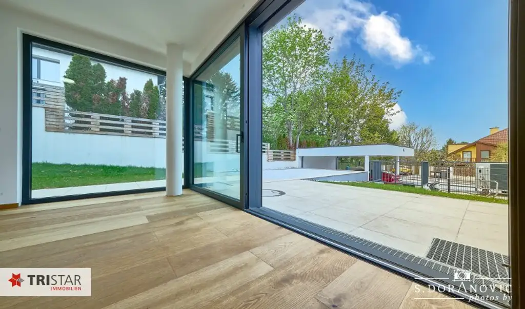 NEU! ++ Gießhübl/Maria Enzersdorf ++ Exklusives Haus mit Pool, Garten, Dachterrasse & 2 Carport-Stellplätzen ++ Vollunterkellert ++ inkl. Küche ++