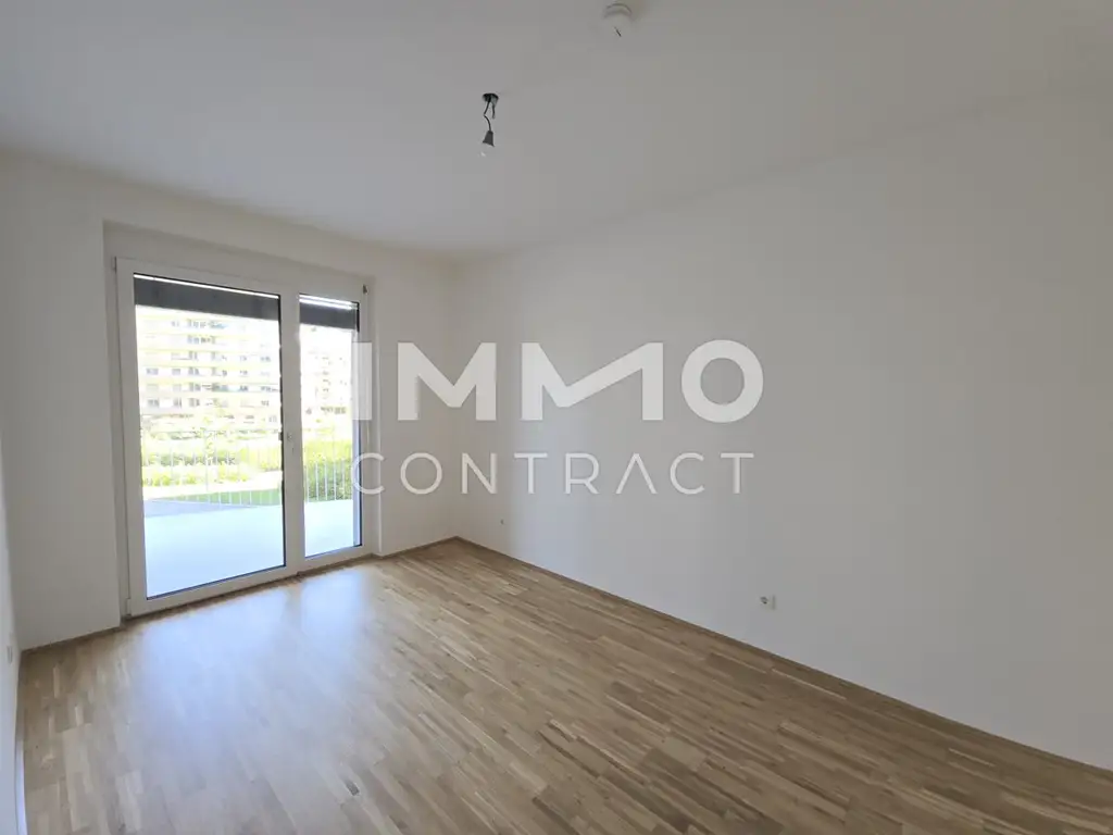 STRASSGANGER Straße 380c : Freundliche 2 Zimmer- Wohnung mit großem Balkon - Straßganger Straße 380 c - Top 12c