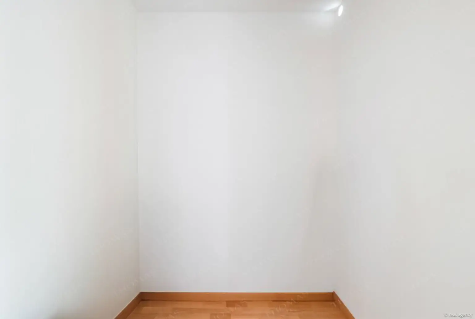 Lichtdurchflutete Maisonette mit Dachterrasse direkt am Währinger Park