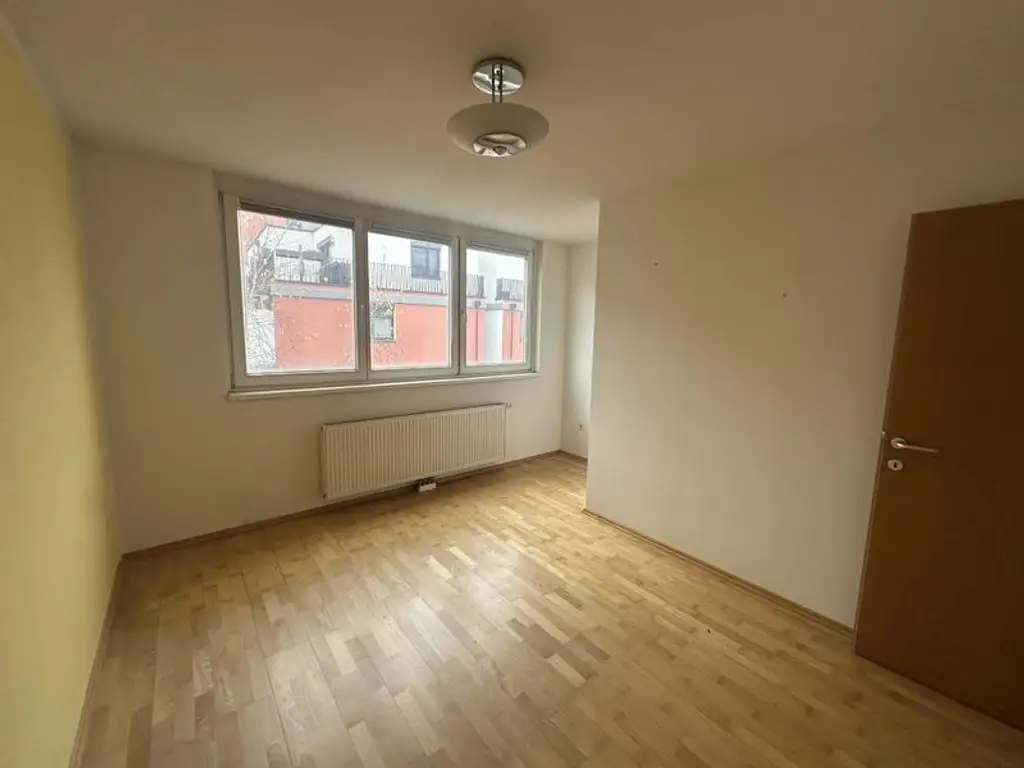 3 Zimmer Eigentum mit Terrasse Nähe Kagraner Platz