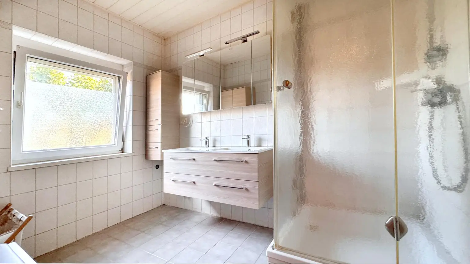 QUALITÄT! GROSSZÜGIGES FAMILIEN HAUS in Gänserndorf Süd