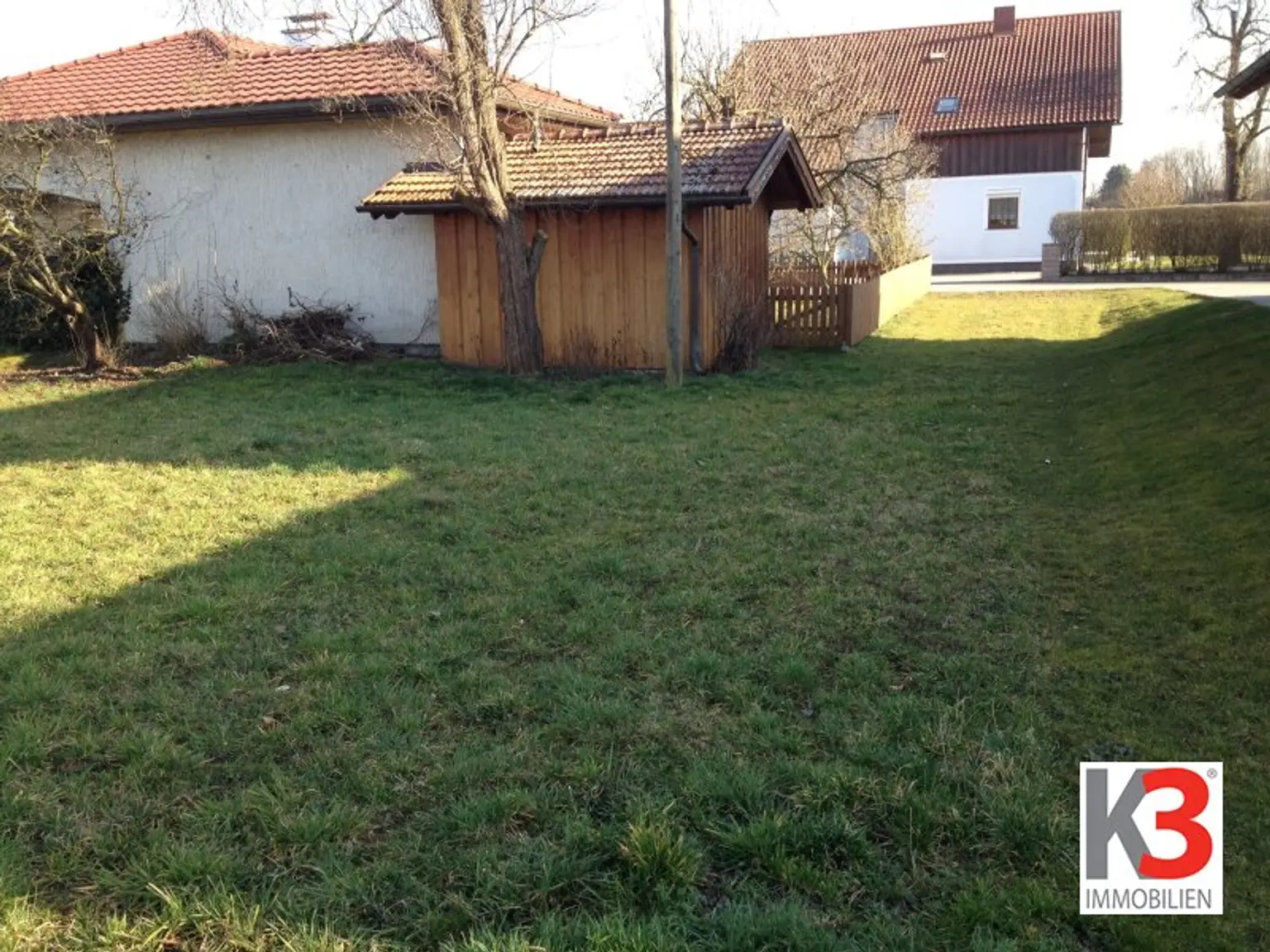 !!! Kleiner ruhig gelegener Bungalow mit Baugrund in der Nähe von Braunau !!!