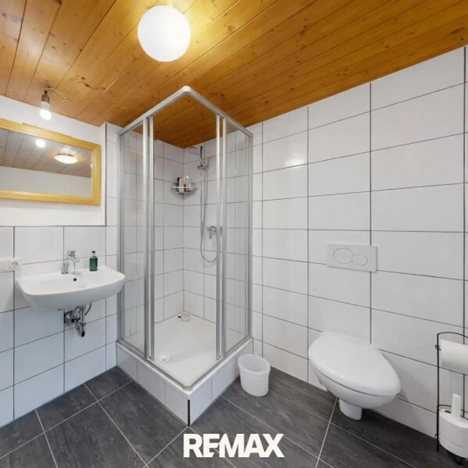Wenns - Wohnung - Badezimmer
