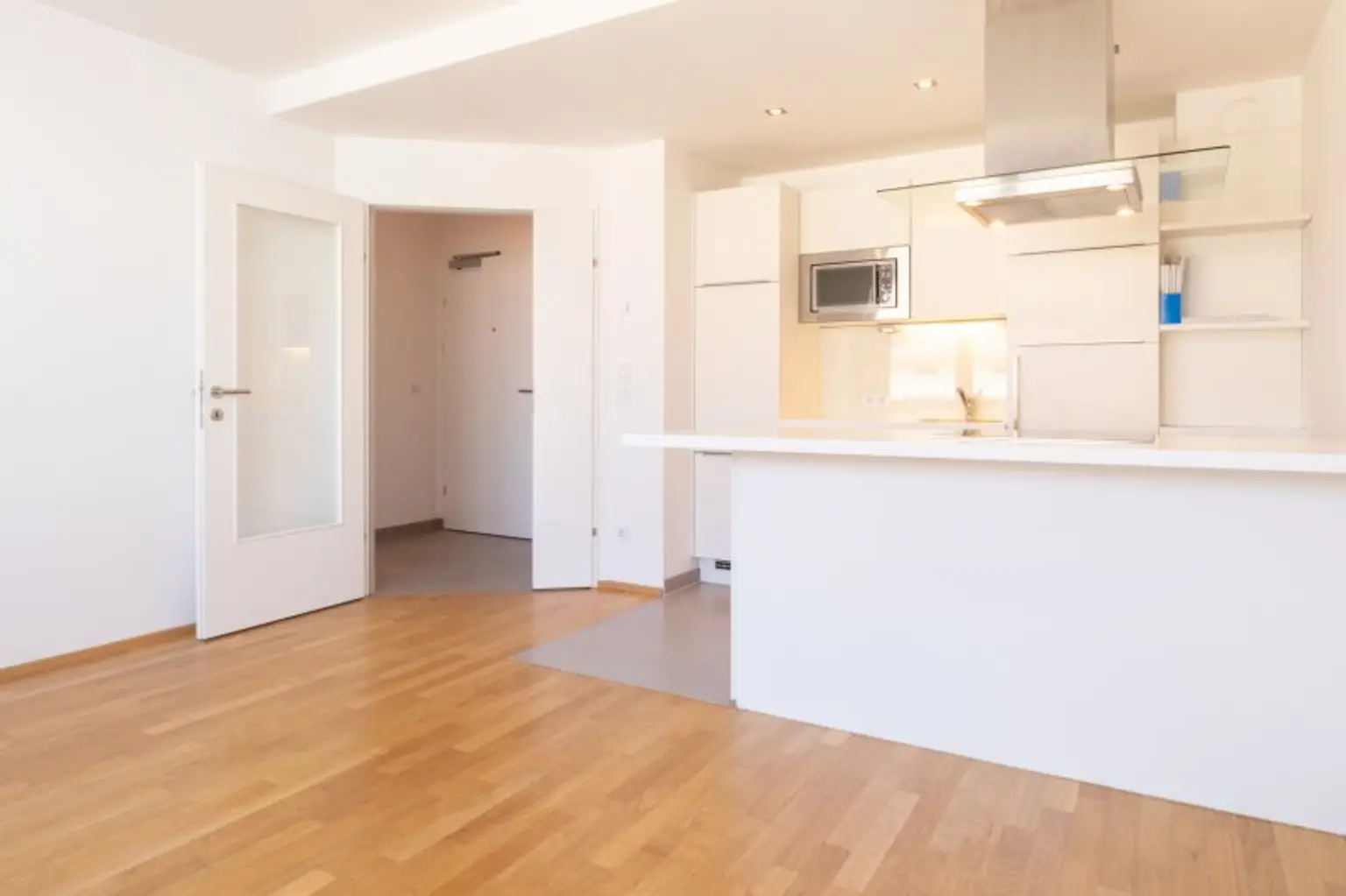 Gemütliche 2 Zimmer Wohnung - Gemeinschaftsdachterrasse zur Nutzung!!!