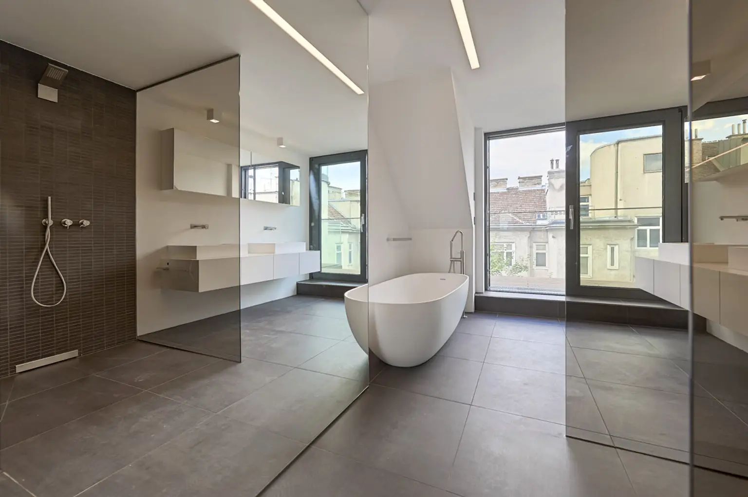 Ein Meisterwerk aus Licht, Raum und Design: Penthouse - Luxury & Lifestyle in the Heart of Vienna: Wassergasse