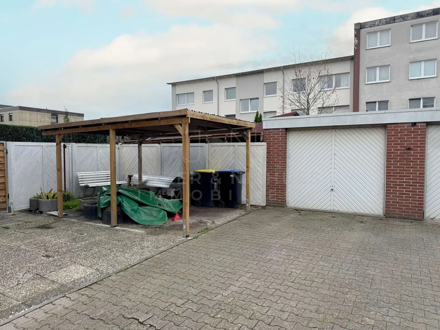 Carport