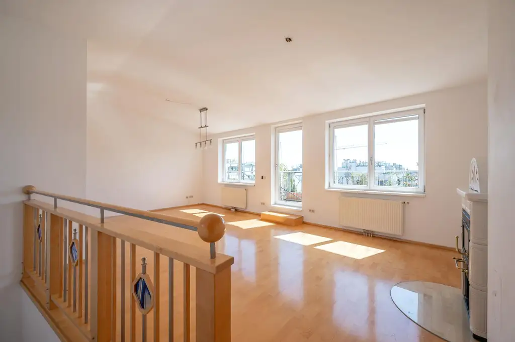 STUDENTEN AUFGEPASST - U3 VOR DER TÜR - MAISONETTE | TERRASSENWOHNUNG