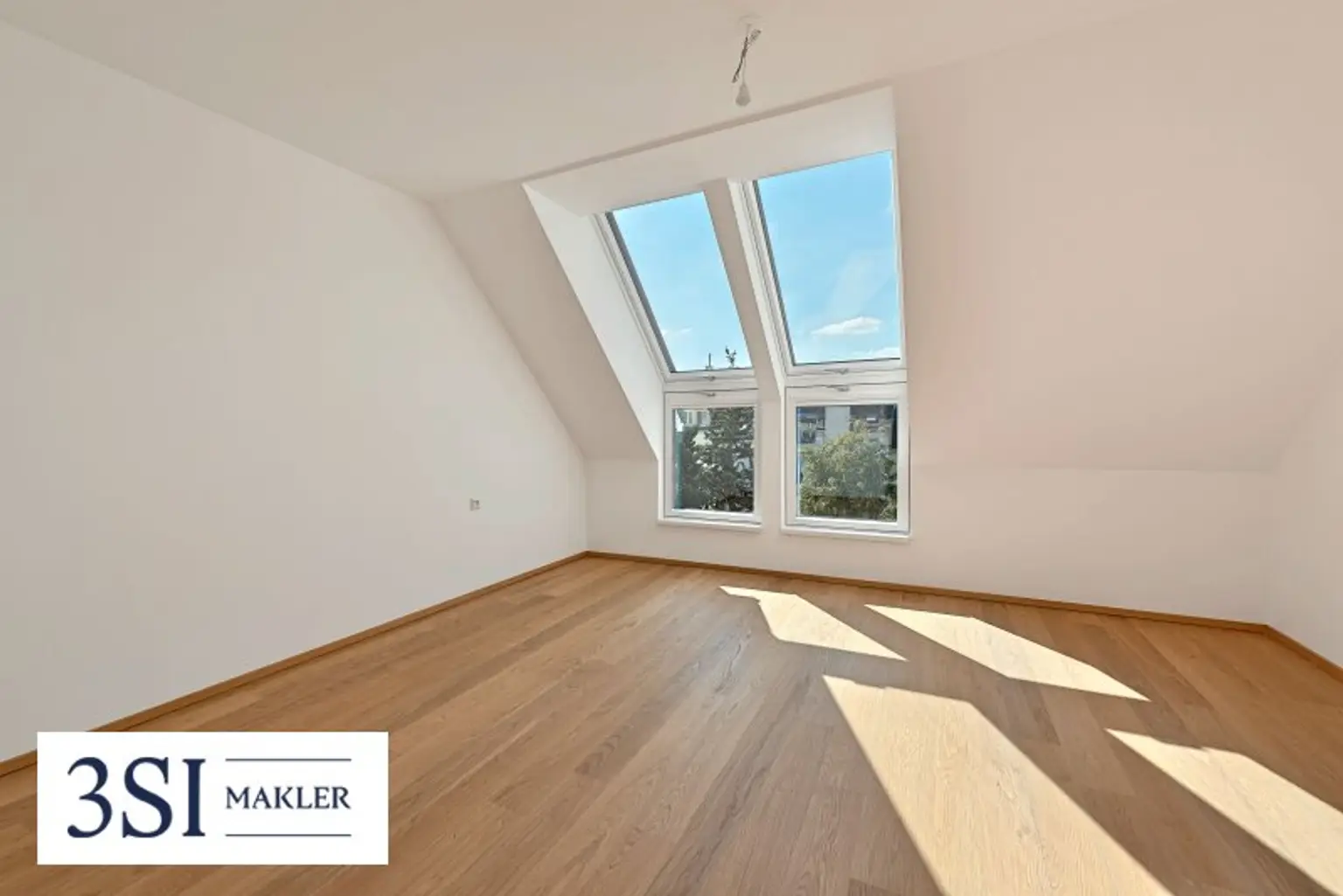 The Temptation: Exklusive Dachgeschoß-Maisonette mit attraktiven Terrassenflächen in Währing