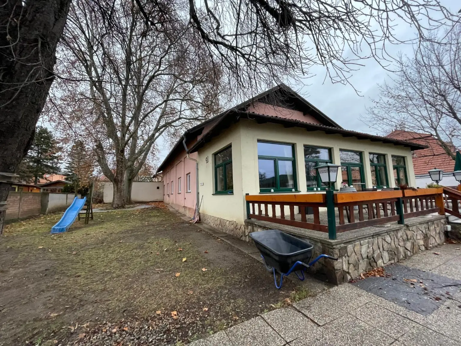 Außenansicht 1