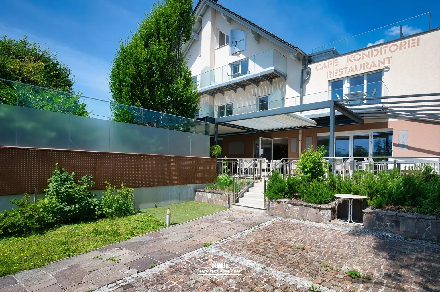 Blick zur Terrasse DSC_3057