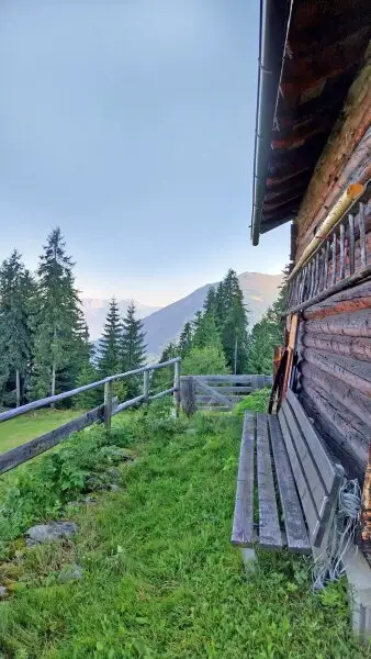 MIETE: ACHTUNG! Tiroler Almhütte mit FREIZEITWOHNSITZ auf 1700m