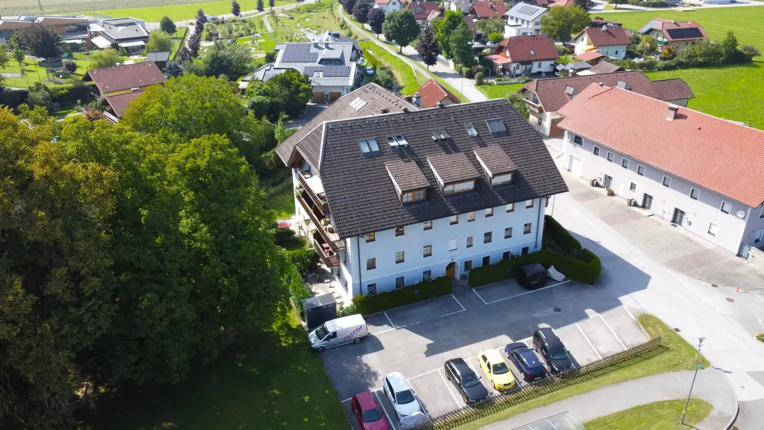 Nette 2.Zi.-Wohnung mit großem Balkon