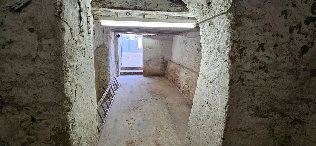 Rarität! Gelegenheit in der Villacher Altstadt. Die Liegenschaft "Altwaren Duhs" steht zum Verkauf