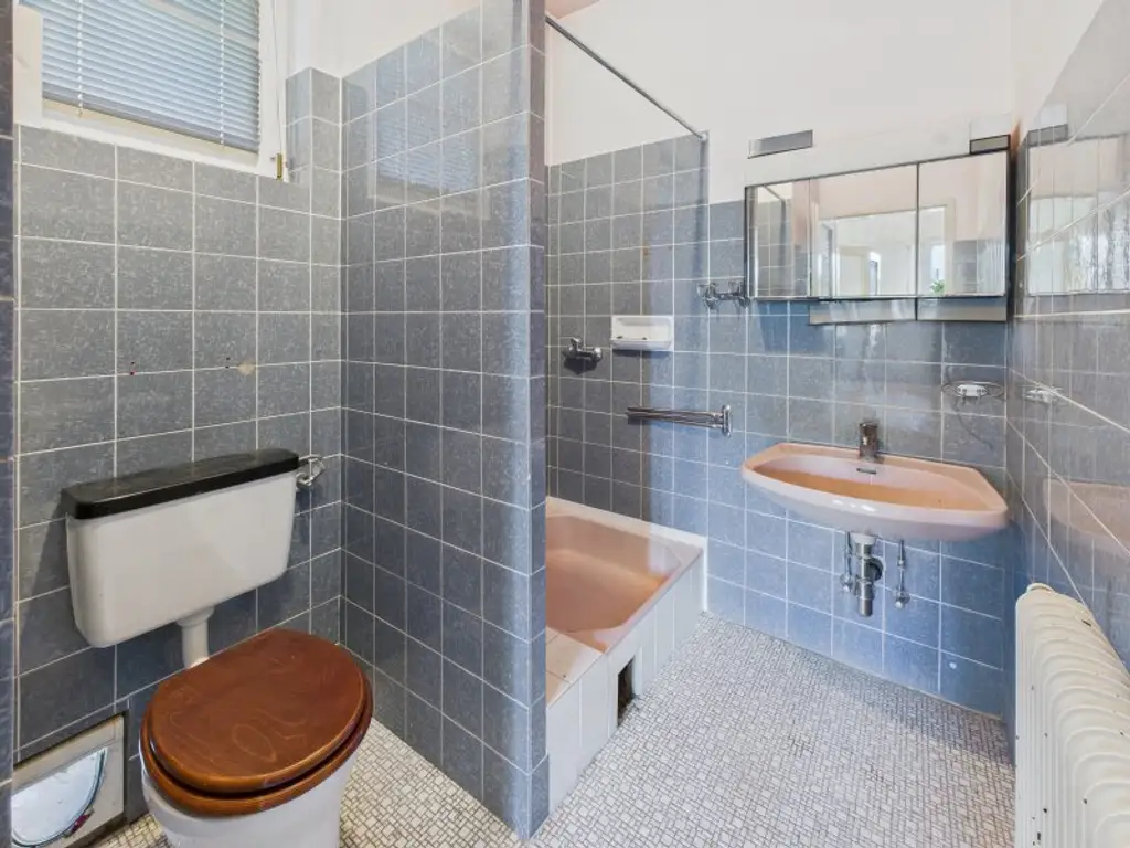 6-Zimmer Einfamilienhaus in Strasshof an der Nordbahn | 810 m² großes Grundstück mit Pool