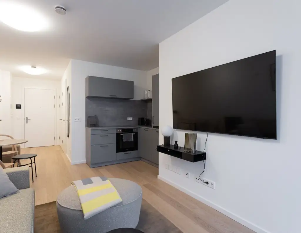 Ideal für Anleger! Exklusiver, voll möblierter Neubau mit Loggia am Donaukanal!