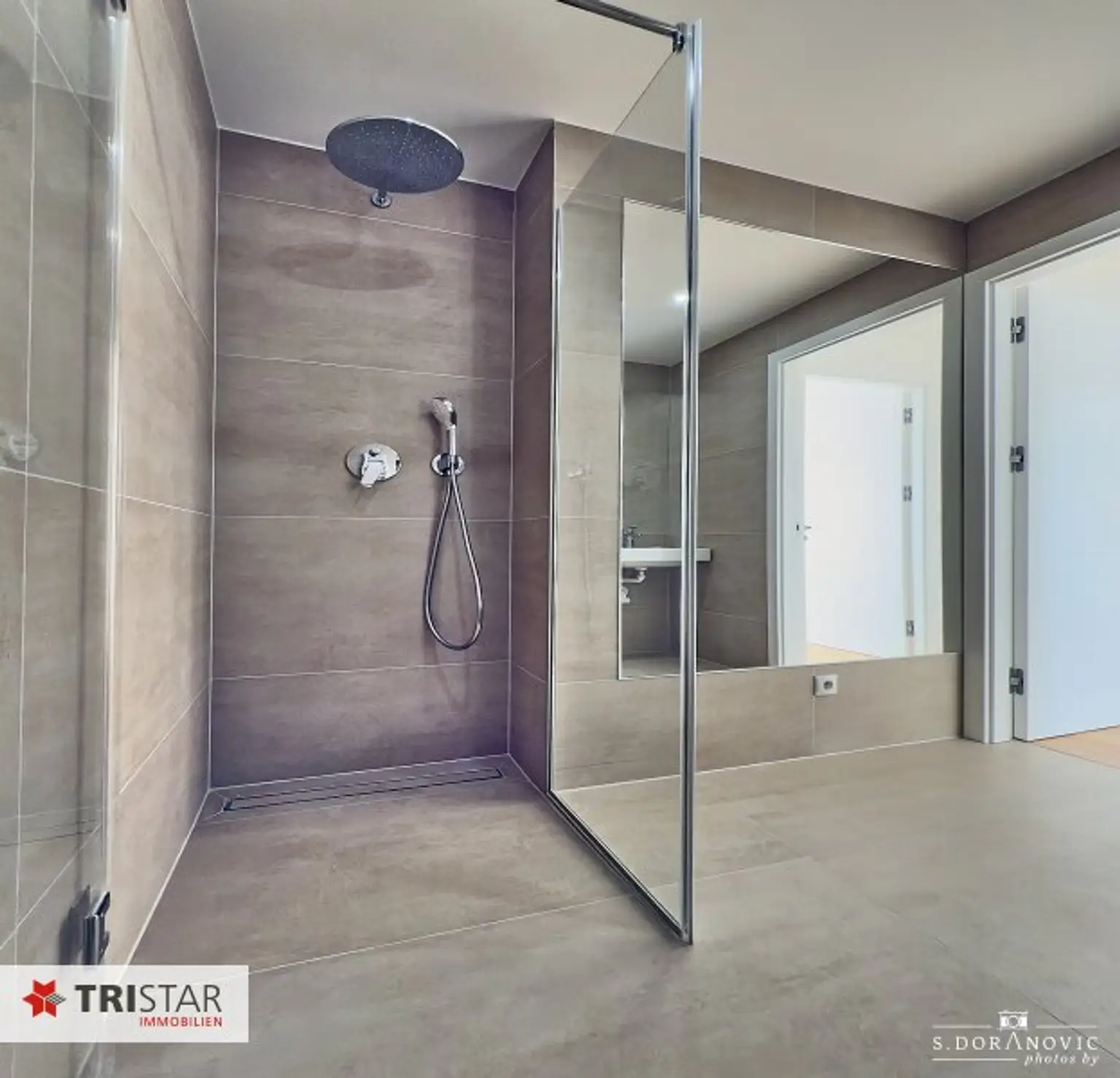 NEU! ++ NÄHE SCHÖNBRUNN ++ EXKLUSIVER DACHAUSBAU IM GRÜNDERZEITHAUS ++ BEZUGSFERTIGES EIGENTUM IN TOPLAGE – 1120 WIEN ++