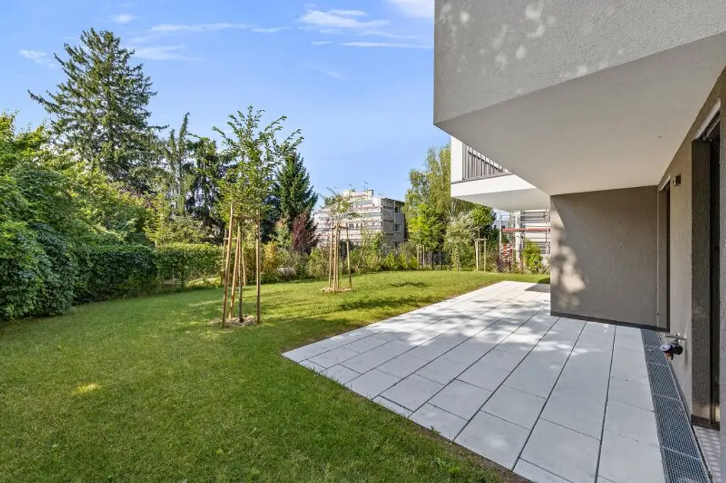 floé 225 - letzte freie Gartenwohnung: 3 Zimmerwohnung mit 3 Terrassen und 179m2 Eigengarten