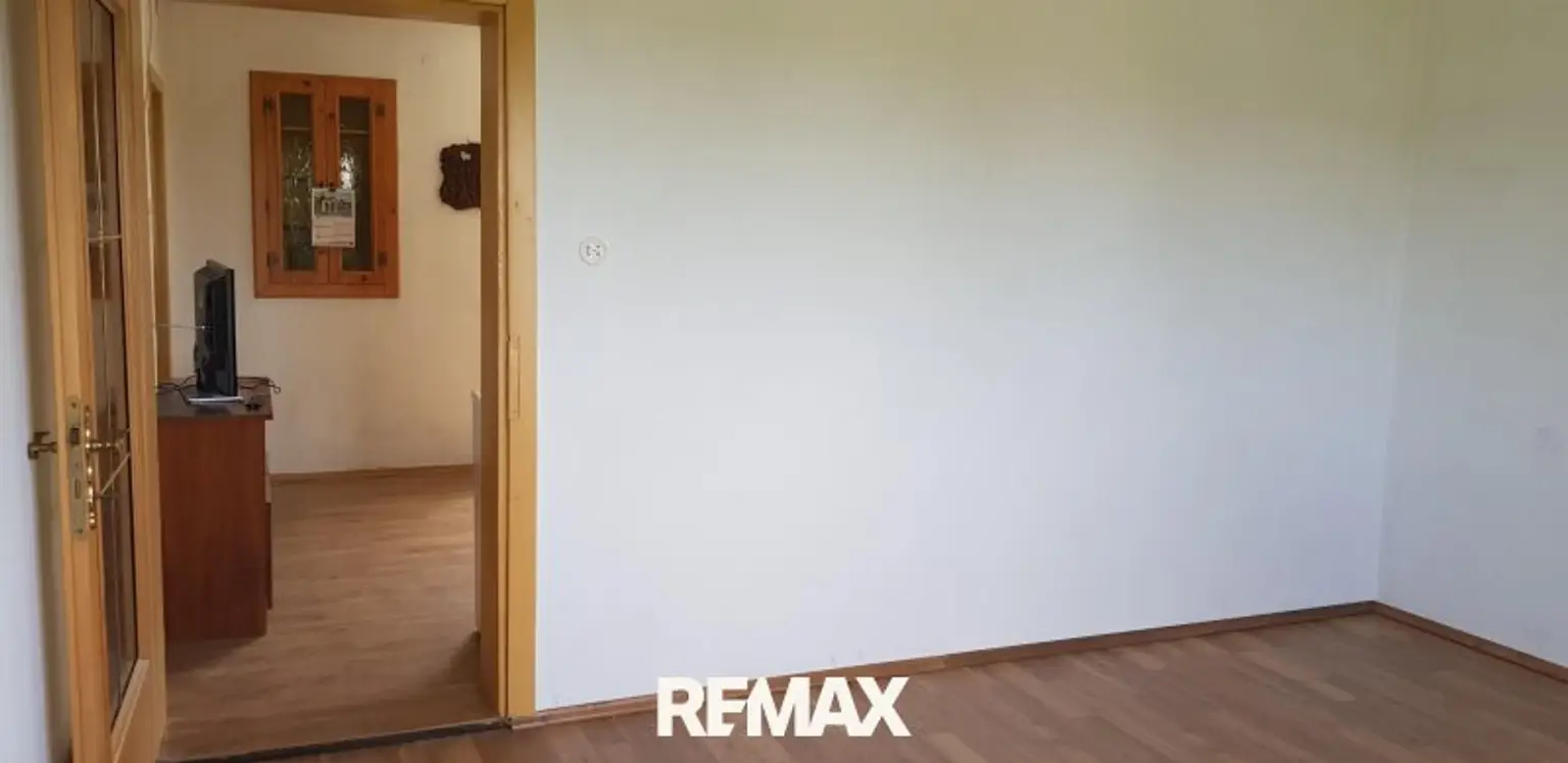 Durchgang zu Wohnzimmer