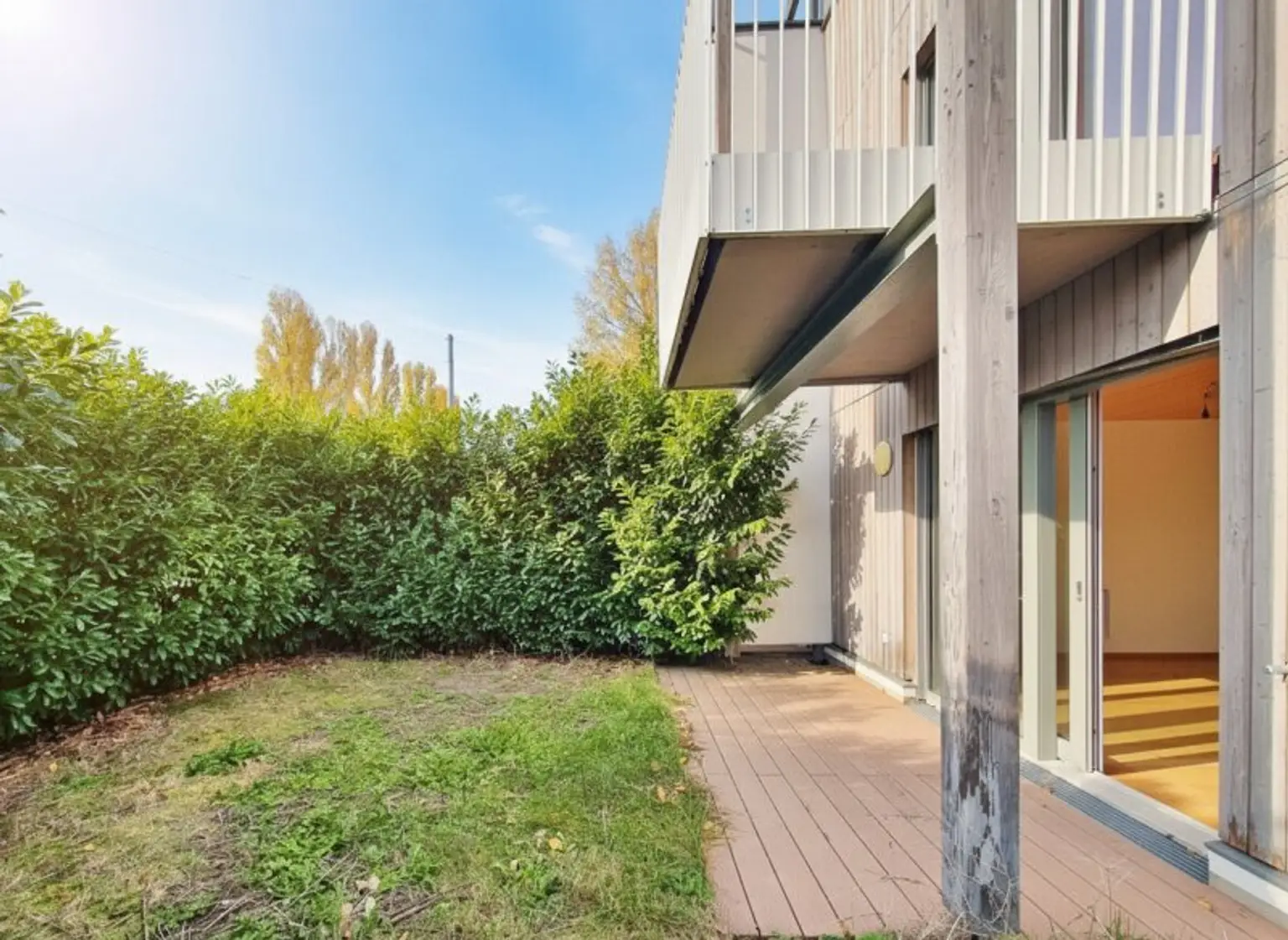 ++NEU++ TOP für Eigennutzer! Hochwertiges klimatisiertes Reihenhaus mit Privatgarten, Terrasse und 1 KFZ-Stellplatz!  Perfekte U-Bahn-Anbindung!