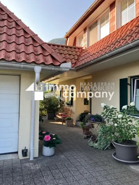 Neuwertiges, wunderschönes Landhaus in Ebensee, nur 300Meter zum Traunsee.