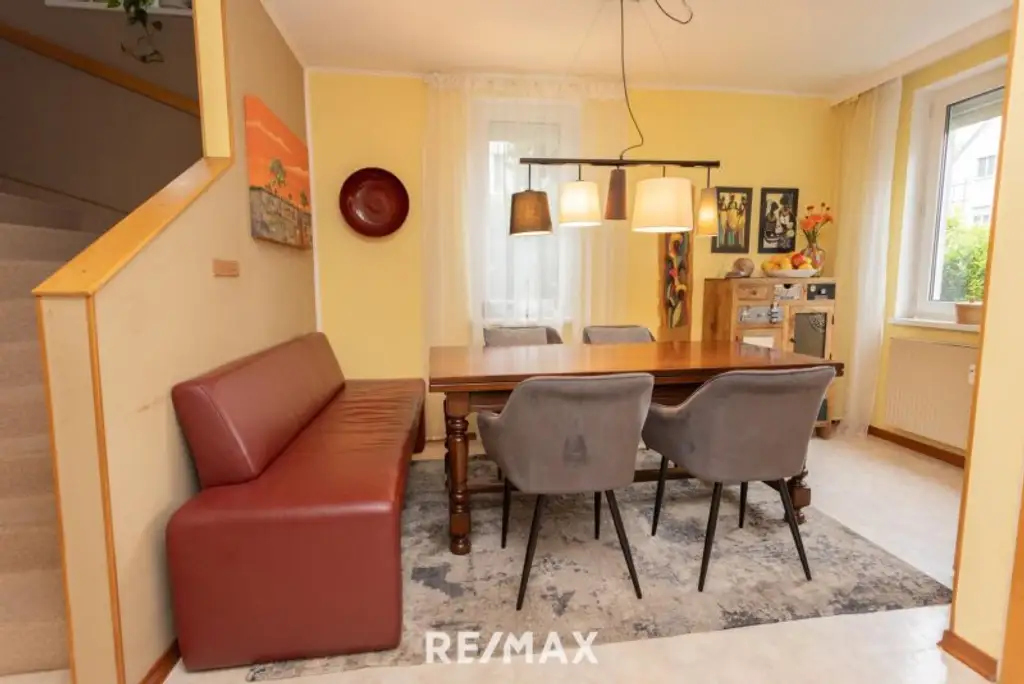 Idyllisches Reihenhaus mit Garten in Essling nahe Lobau und Marchfeld Center