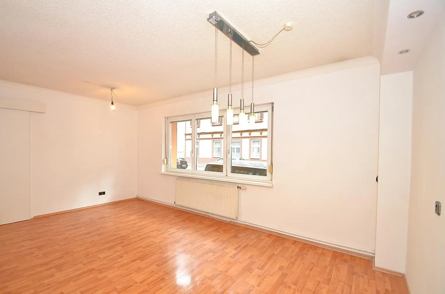 Großzügiges Wohnzimmer