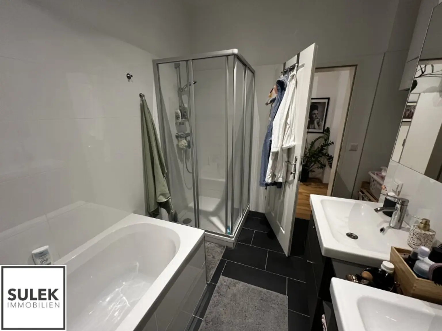 *Ab 01.12* Perfekt aufgeteilte 3-Zimmer Wohnung am Votivpark!