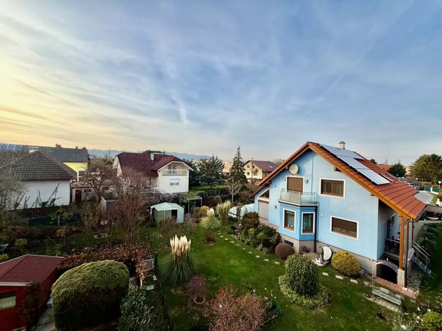 Charmante helle 3 Zimmerwohnung mit großer Terrasse