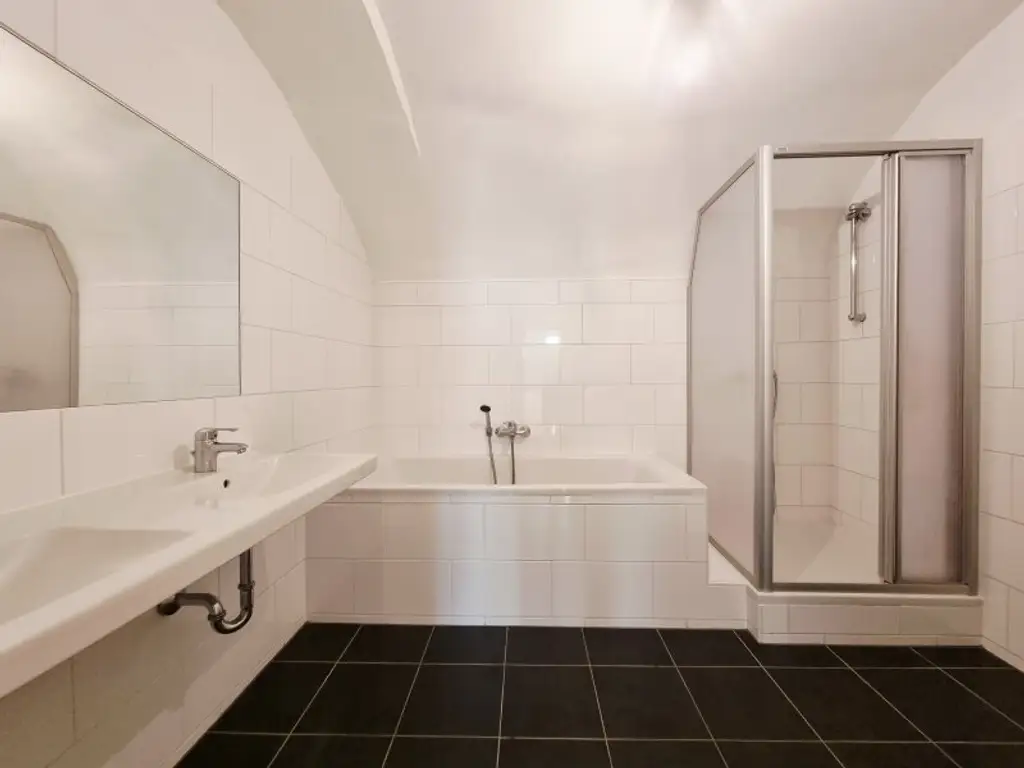 Historischer Charme trifft modernes Wohnen – 2,5-Zimmer-Wohnung in der Rathausgasse
