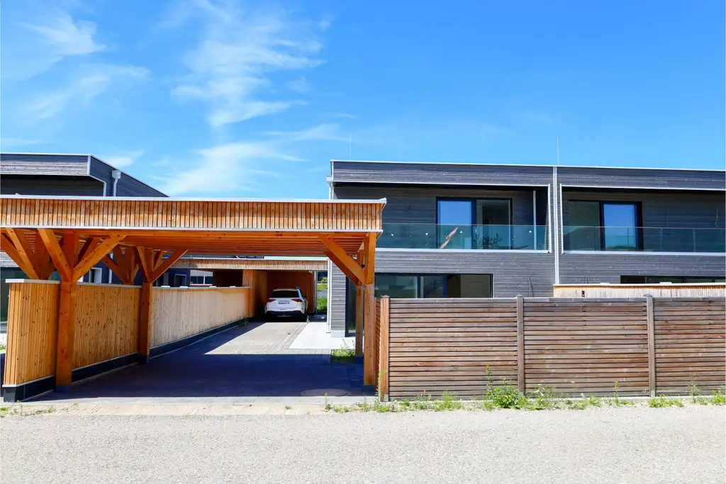 Luxus trifft Technik: Erstbezug mit hochwertiger Ausstattung, Smart Home & Salzwasserpool in Wels-West