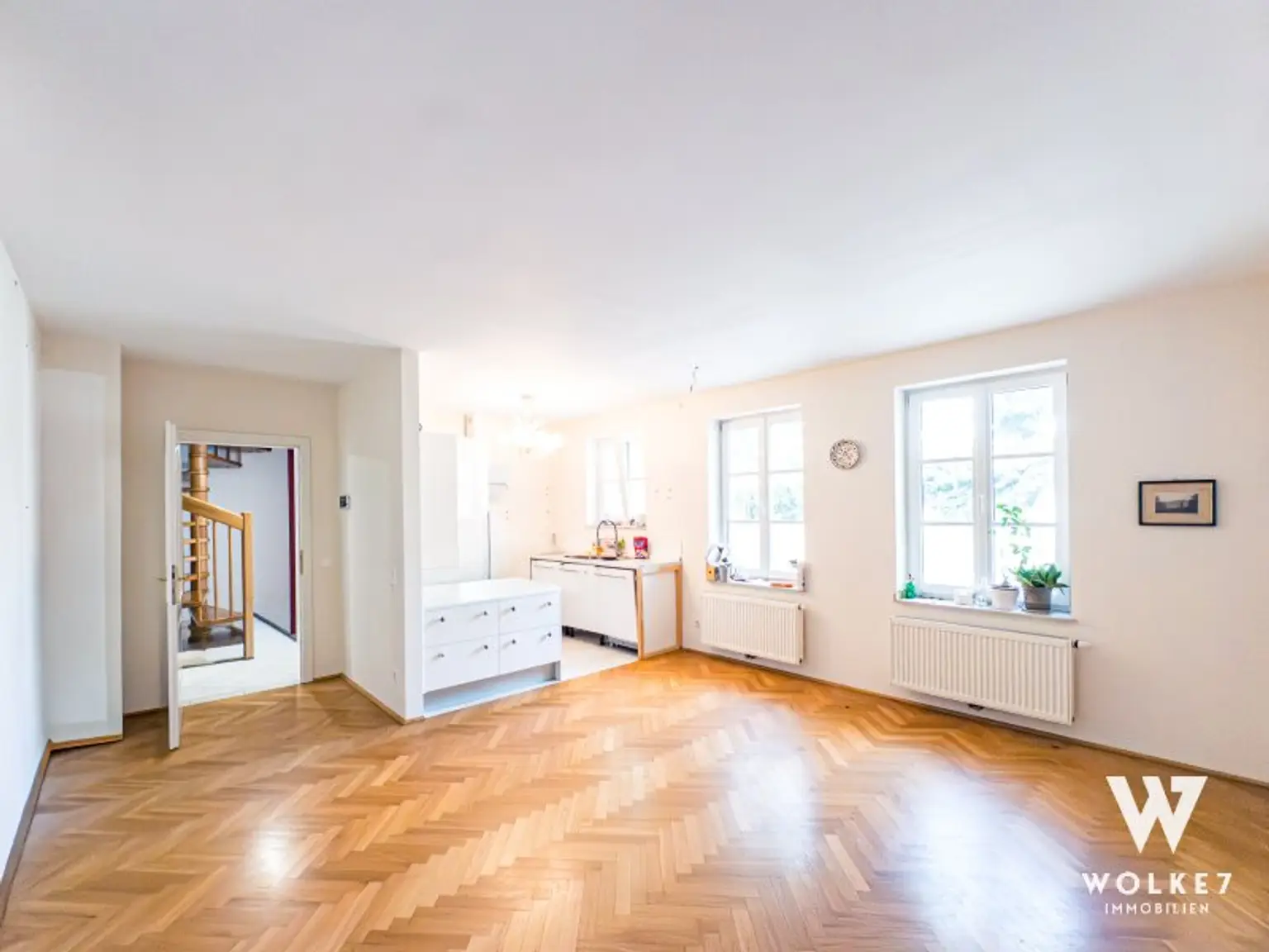 Helle 4-Zimmer-Maisonettewohnung mit Balkon in TOP Lage mitten in Perchtoldsdorf