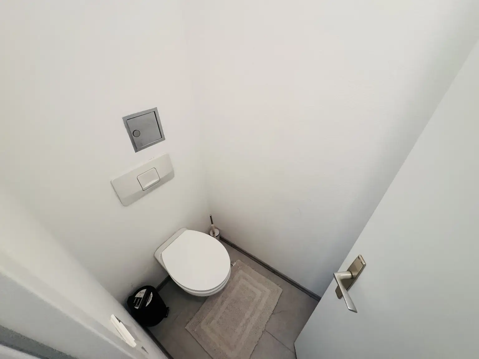 Helle 2-Zimmer-Neubauwohnung mit Terrasse & Parkplatz in ruhiger Grünlage