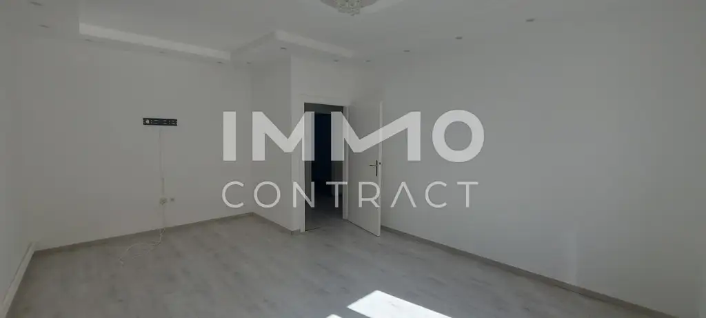 4-ZIMMER WOHNUNG ZU VERKAUFEN!