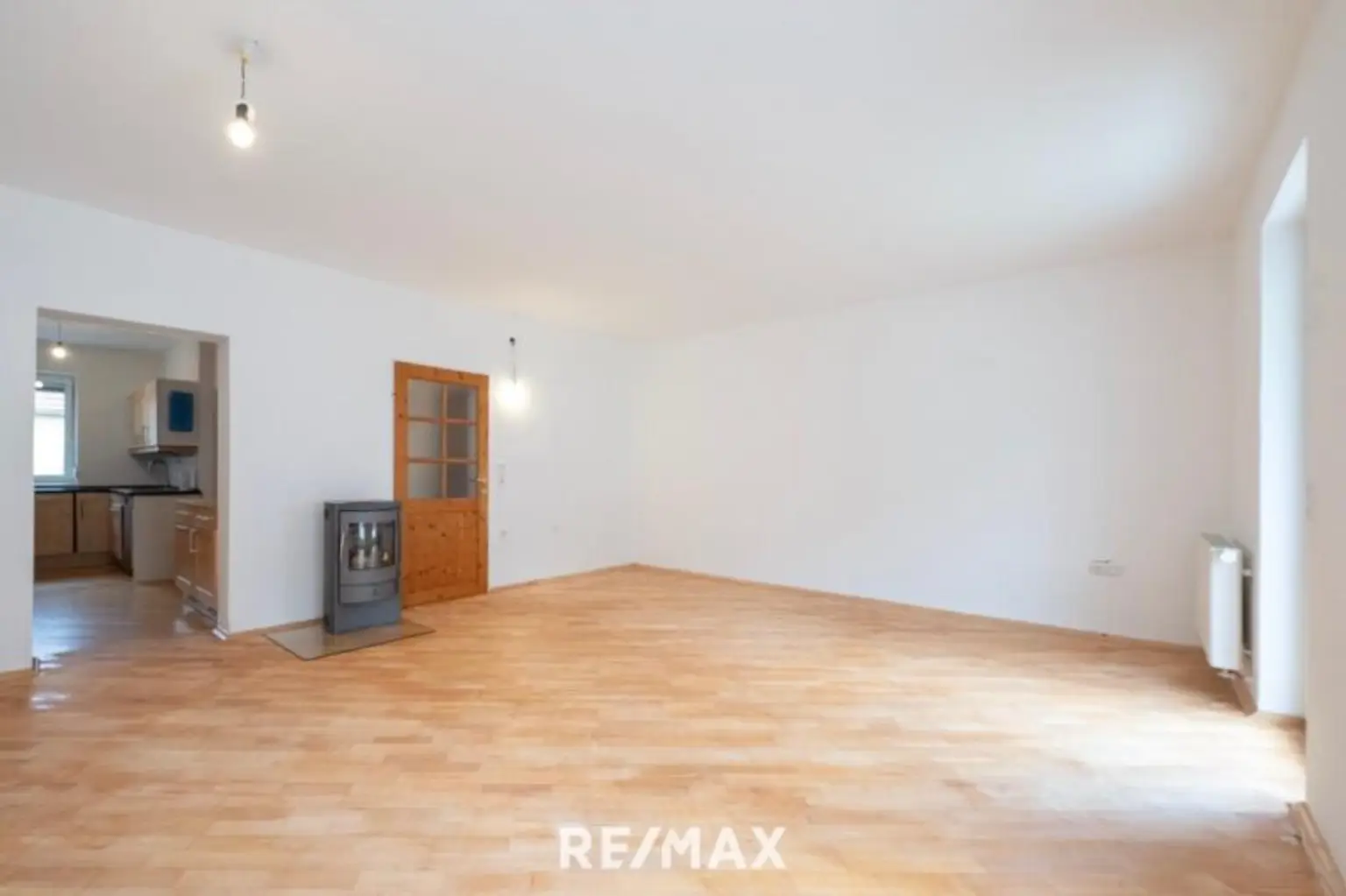 Wohn- und Essbereich1