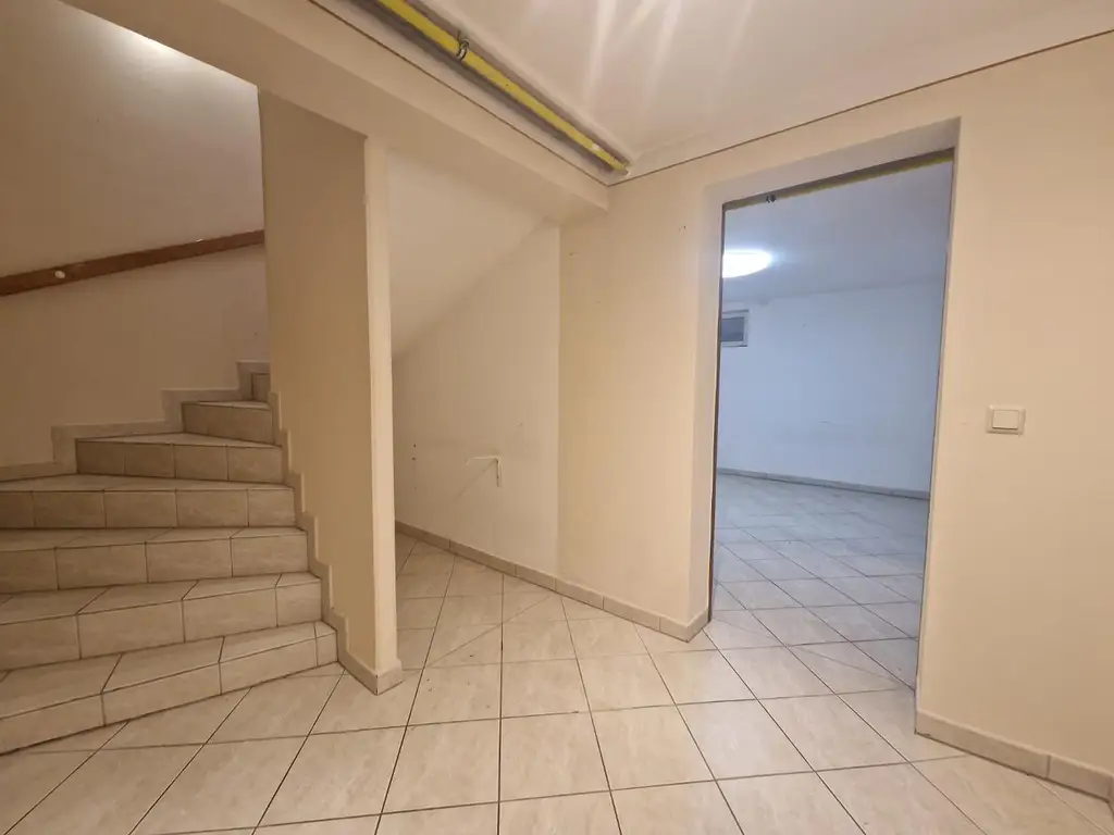 Reihenhaus mit Garage in Kottingbrunn!