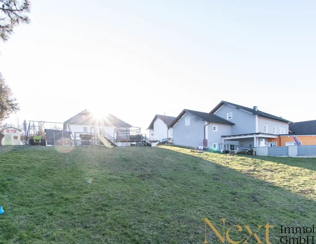 Ruhig gelegenes Grundstück für Ihr Eigenheim in Hinzenbach (Kalköfen) zu verkaufen!