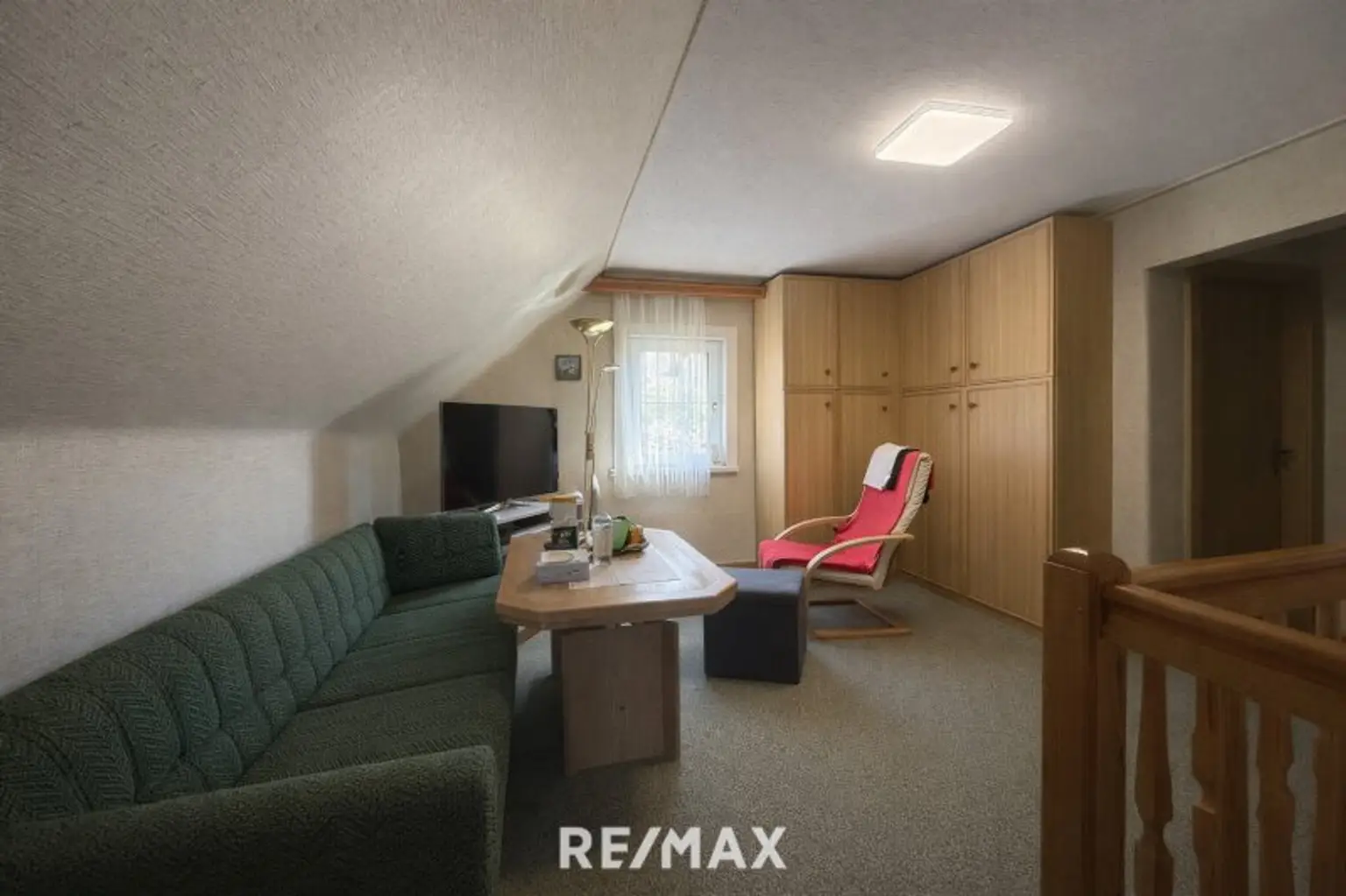 *** Charmantes teilsaniertes Landanwesen mit 10.978 m² Grund – Ruhe, Natur und vielseitige Nutzungsmöglichkeiten nur wenige Minuten zum grünen See ***