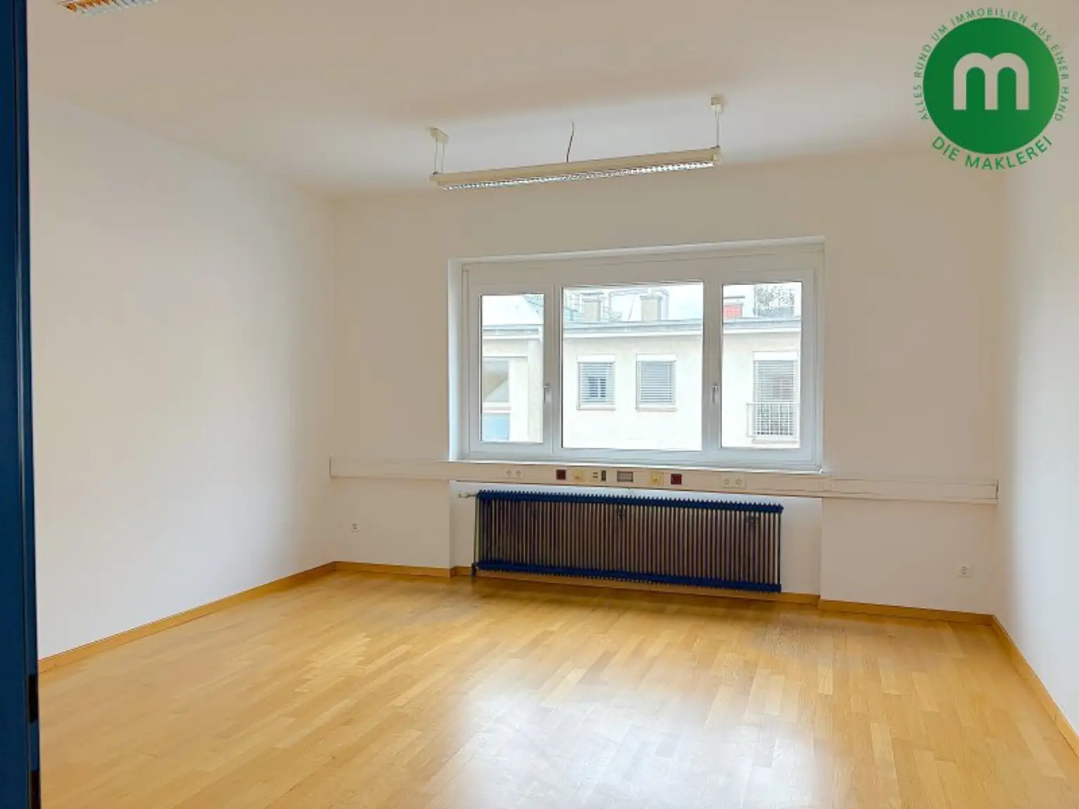Büro oder Praxis in Top-Lage am Kagraner Platz – 1220 Wien