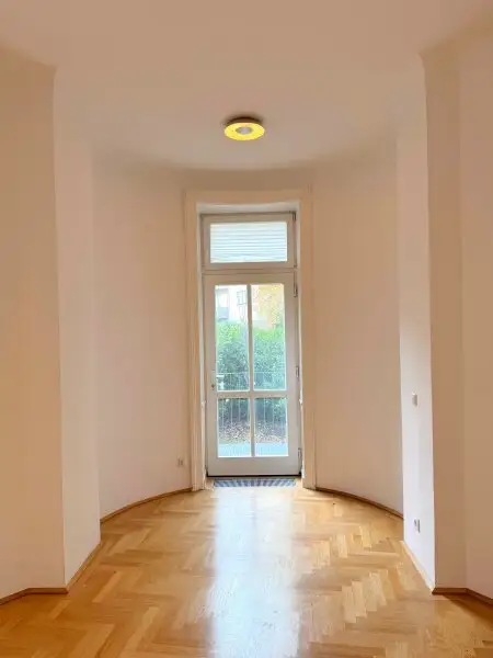 Charmanter Altbau in Gersthof - 4-Zimmer-Wohnung mit Garten in Zinsvilla