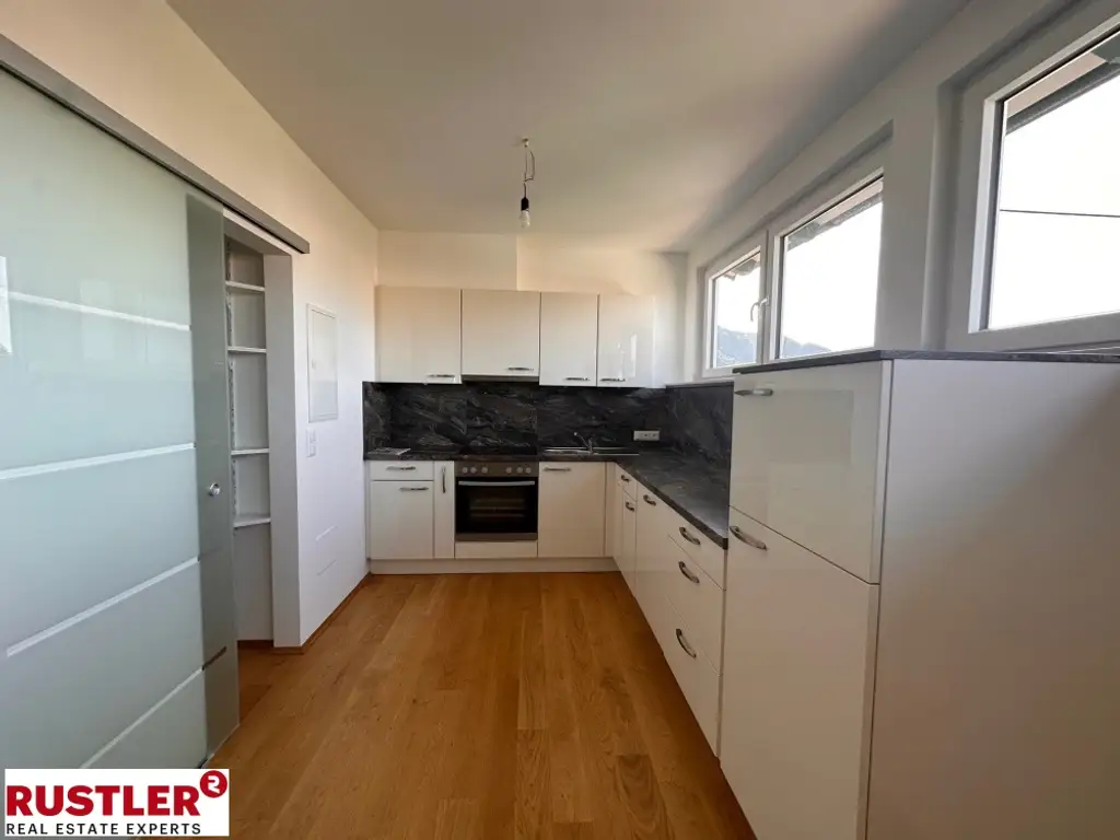 Außergewöhnliche 3-Zimmer Maisonette-Wohnung in Ruhelage