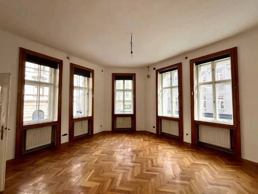 4 -Zimmer Altbauwohnung Nähe Cottageviertel